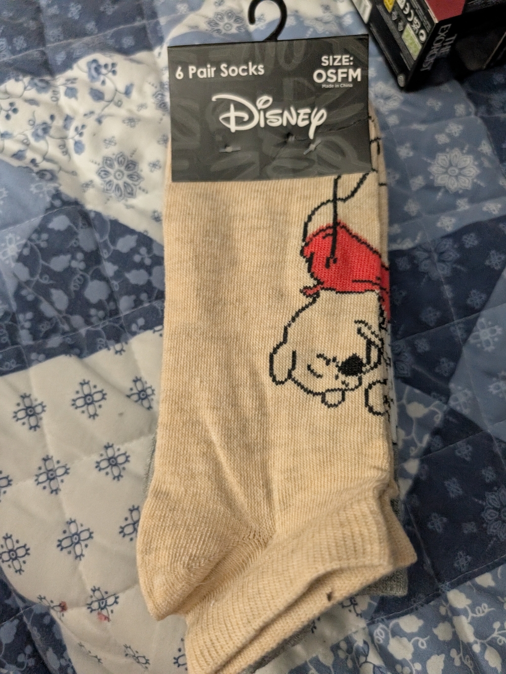 Disney Beige Crew Socks with Red Winnie the Pooh Accent - 6 Pair Pack